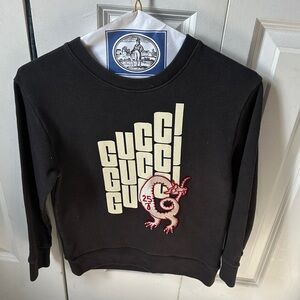 Gucci Kids Black Logo Crewneck Sweatshirt with Embroidered Dragon